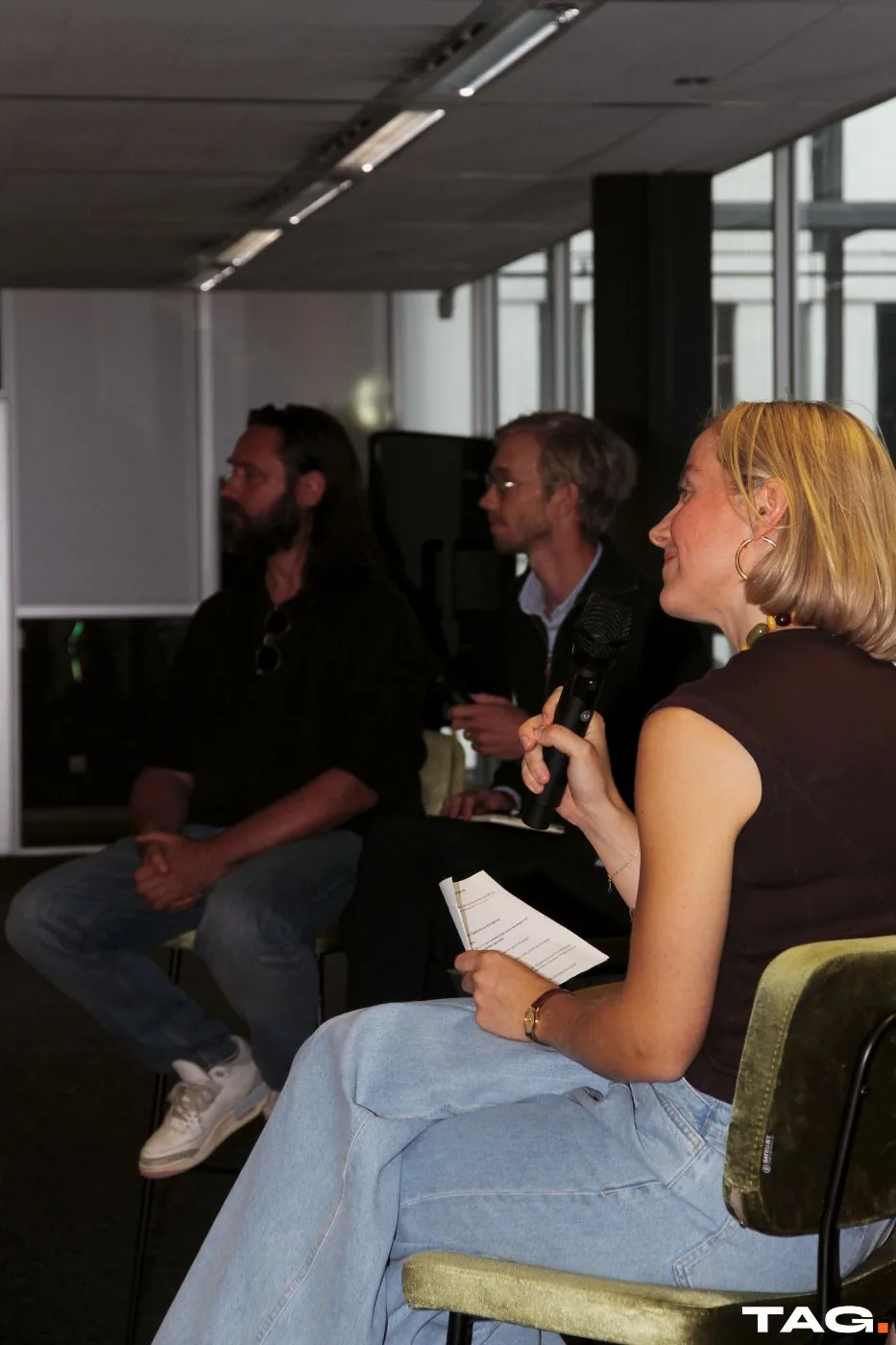 Build the Pipeline: the audience from the side